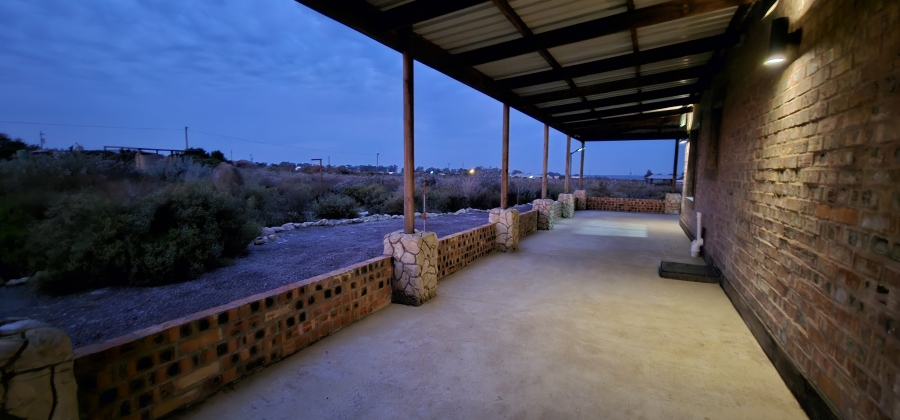 2 Bedroom Property for Sale in Hopefield Western Cape